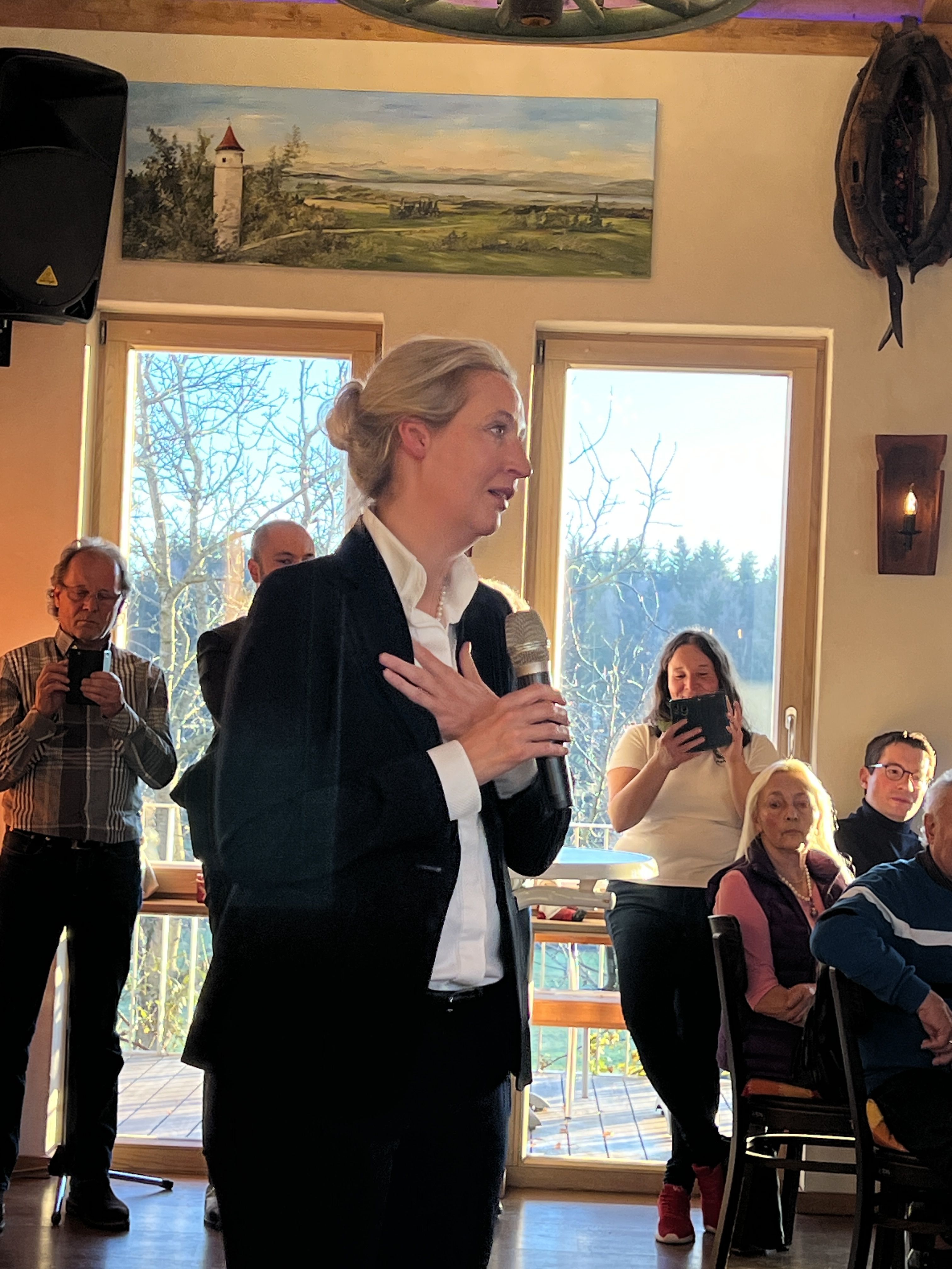 Alice Weidel feierte Weihnachten.