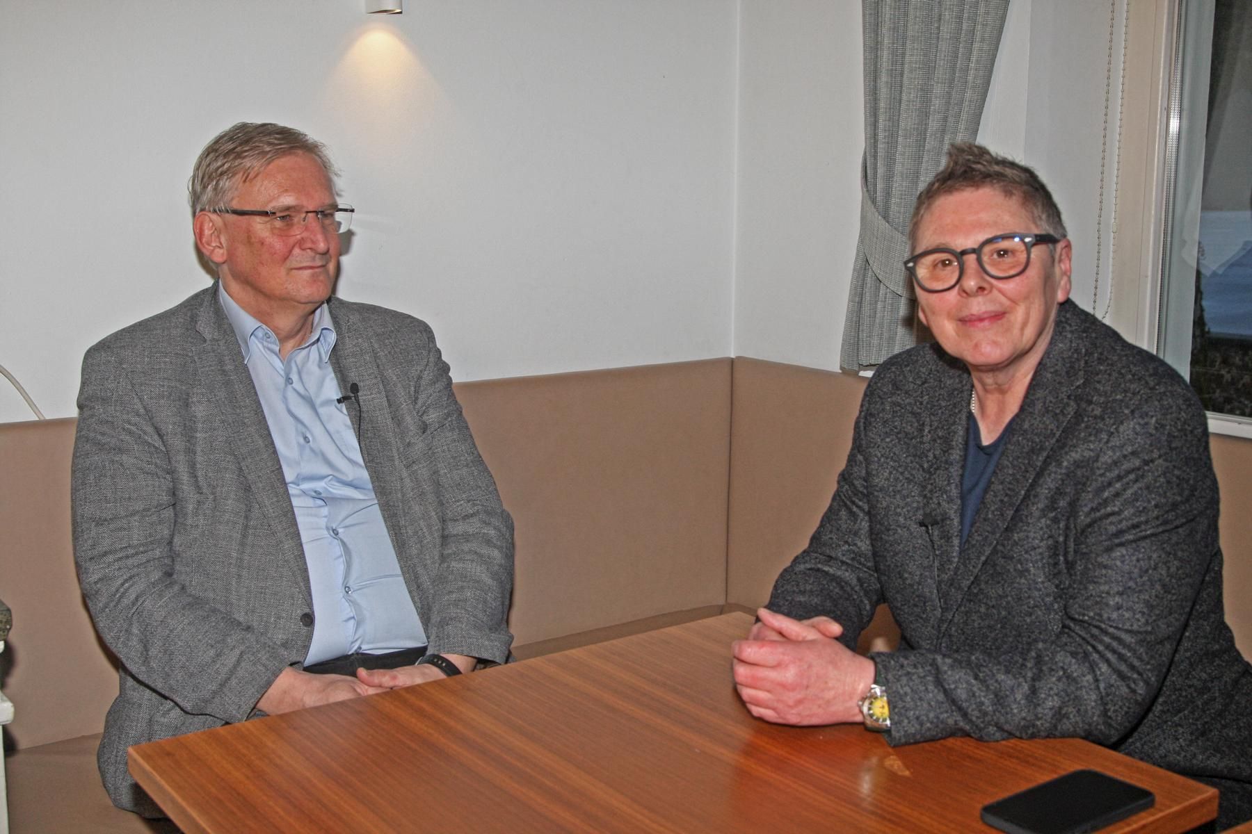 Dr. Hannes Strasser