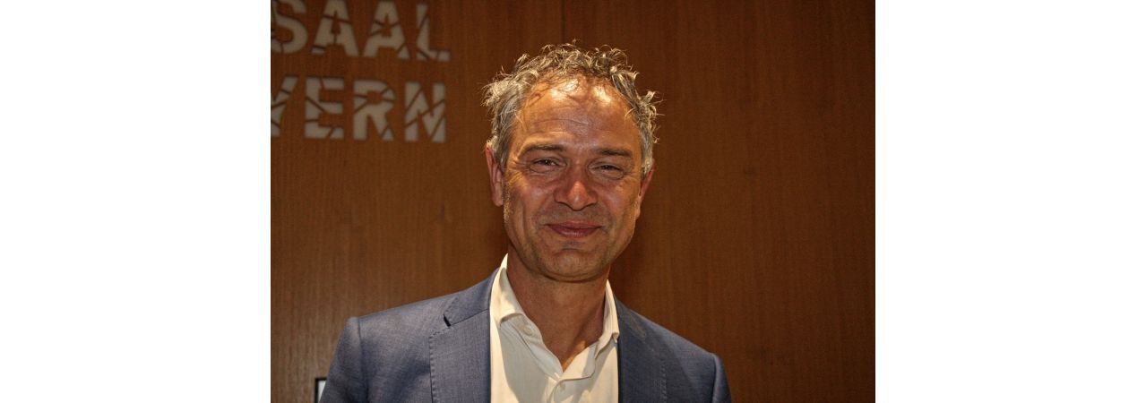 Dr. Daniele Ganser