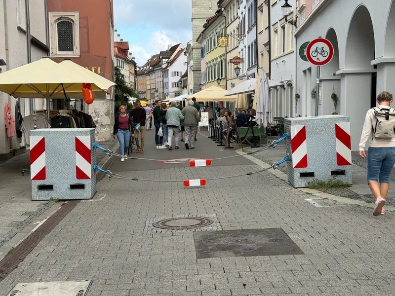 Wem gehört Deutschland? Oder sollte man bereits sagen Almanya?